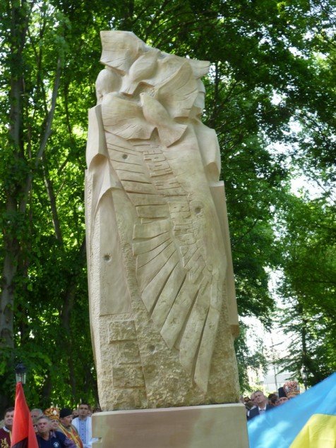 skulptudra maidan 7