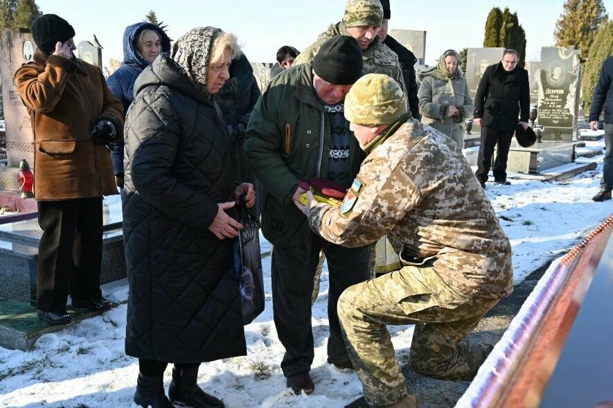 Фото десантника в берете и тельняшке