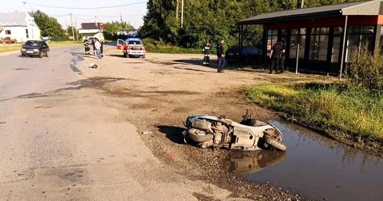 ДТП на Тернопільщині: водій скутера отримав травми