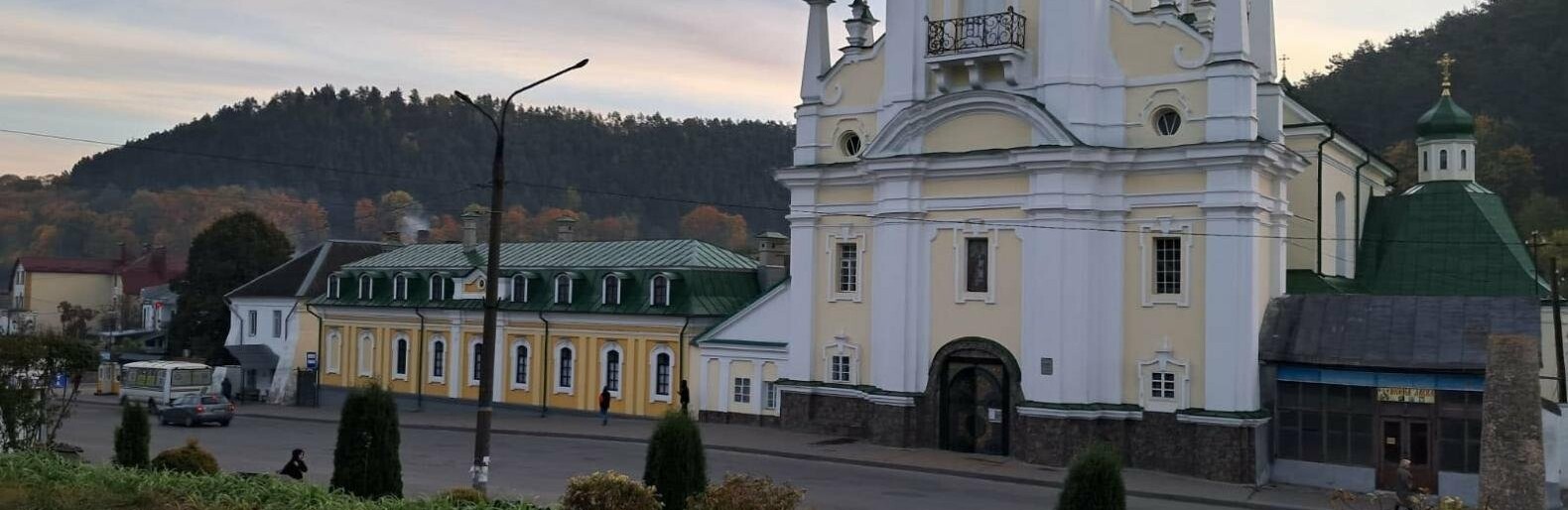 На Тернопільщині судитимуть реєстратора, який незаконно 