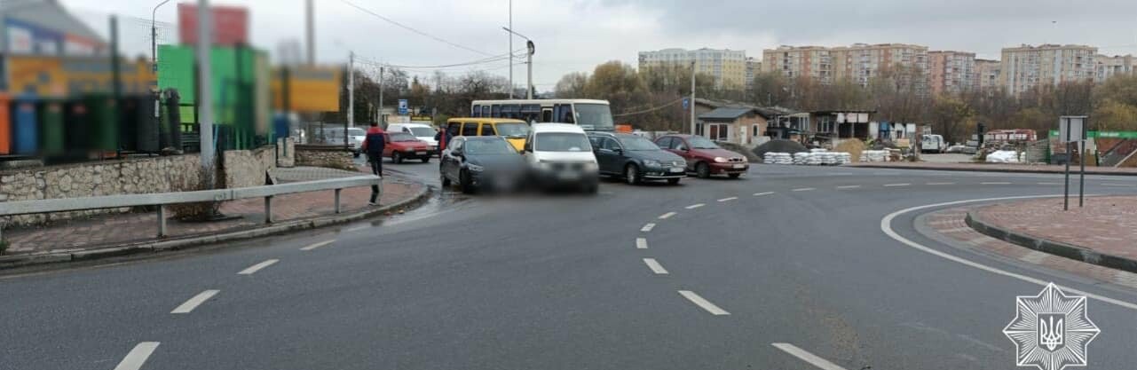 У Тернополі сталося дві ДТП: рух транспорту ускладнено