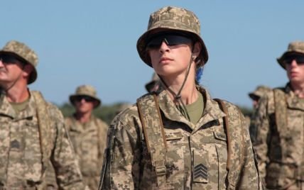 Мобілізація жінок: стало відомо, кому заборонено виїжджати з України за кордон аж до кінця війни