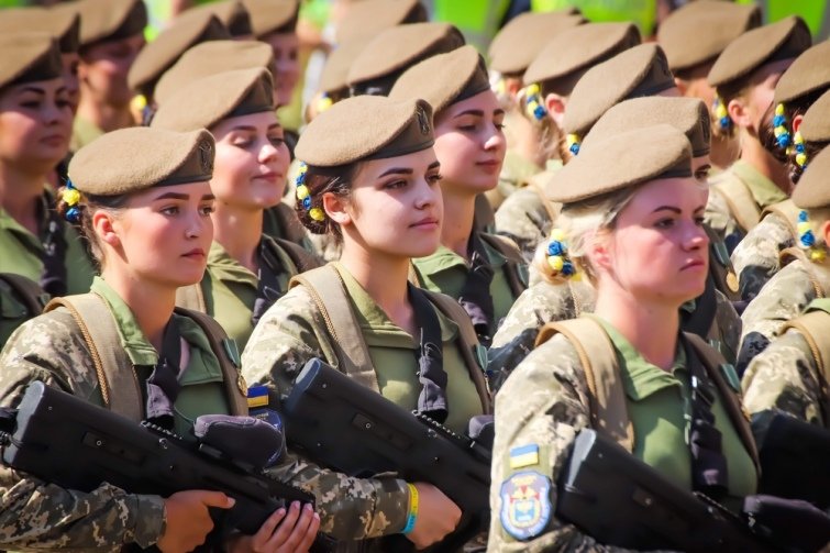 Покарання буде, але не одразу: що загрожує жінкам, які, попри зобов’язання, не стануть на військовий облік