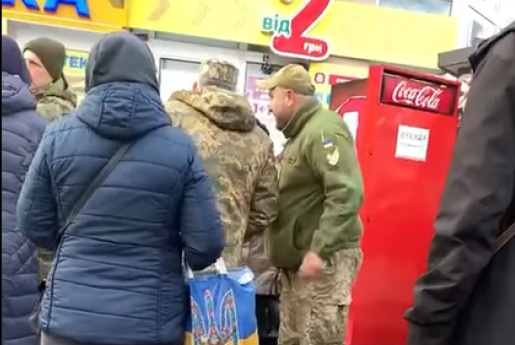У Тернополі жінки 