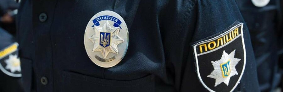 На Тернопільщині п'яний юнак спробував підкупити поліцейських за смішні гроші 
