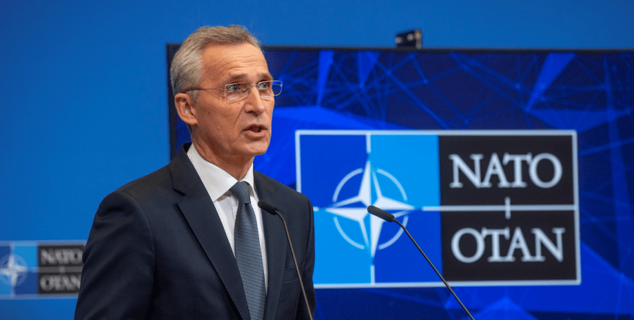 НАТО може переозброїти Україну сучасною зброєю, - Столтенберг
