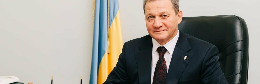 Голову Господарського суду Тернопільщини звільнили з роботи