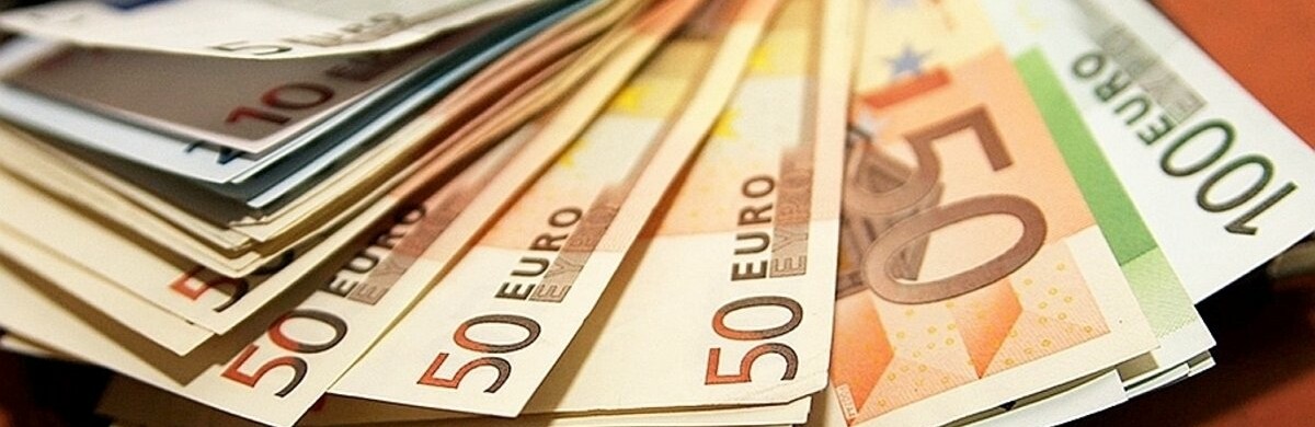 У НБУ пояснили, коли за обмін купюр банки мать право брати комісію, а коли - ні