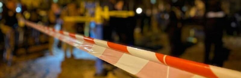 Неадеквата, який кинув гранату на дитячий майданчик, затримала поліція: серед поранених - дитина