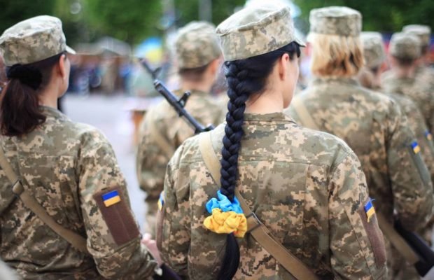 В ЗСУ з'явиться вперше в історії уніфікована жіноча військова форма