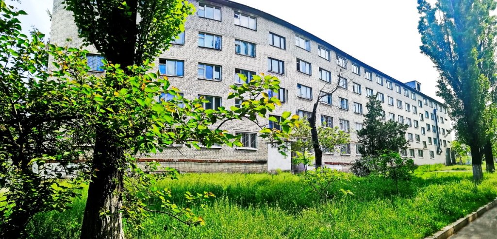 Деякі гуртожитки закладів освіти планують віддати переселенцям