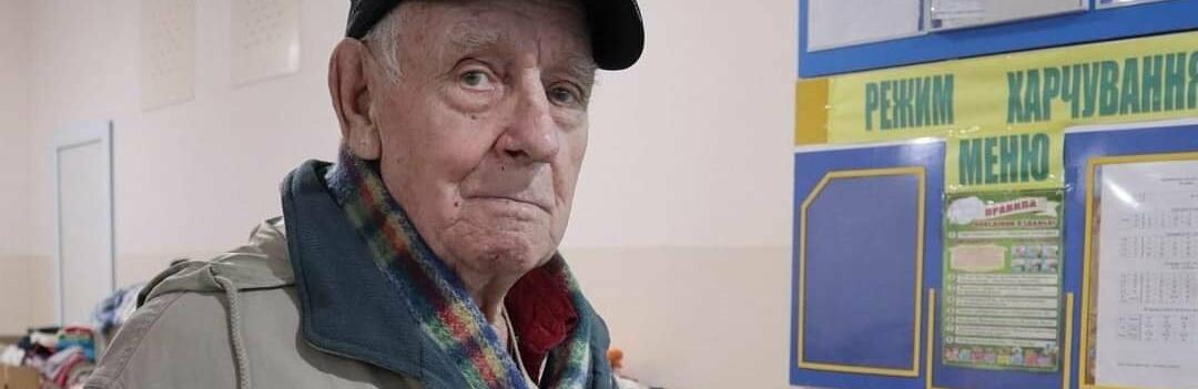 87-річний пенсіонер передав на ЗСУ всі свої заощадження 
