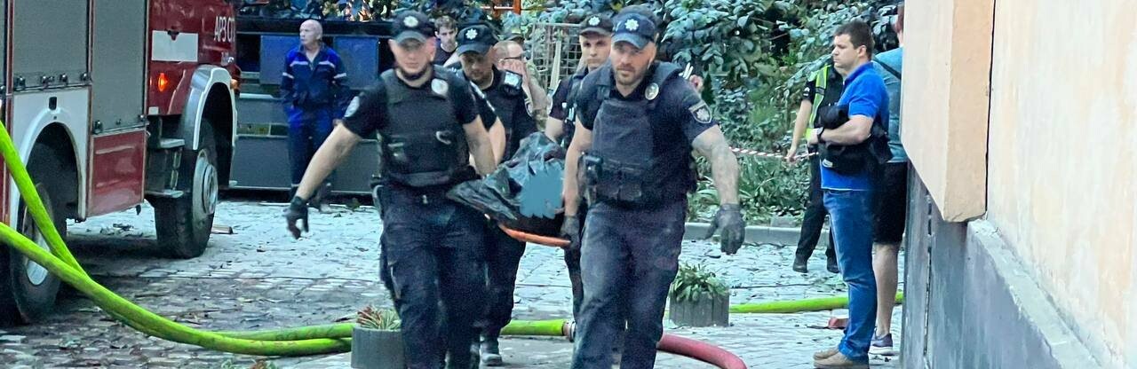 У сусідньому Львові вже 3 загиблих внаслідок ворожого ракетного удару
