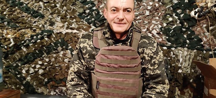 Втратив око, але не втратив віру у перемогу: військовий бореться за Україну без ока