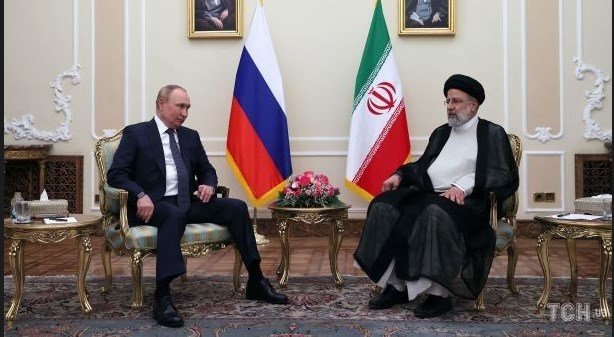 Без лікаря нікуди не їздить: під час візиту до Ірану Путіну кілька разів знадобилася медична допомога 