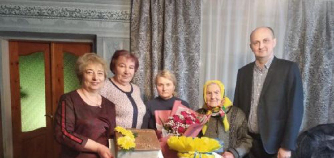 На Тернопільщині довгожителька відзначила 100- річча