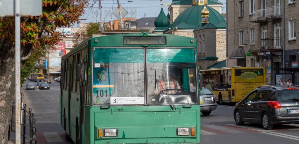 У Тернополі один з тролейбусних маршрутів не тимчасово не курсуватиме вул. Текстильною