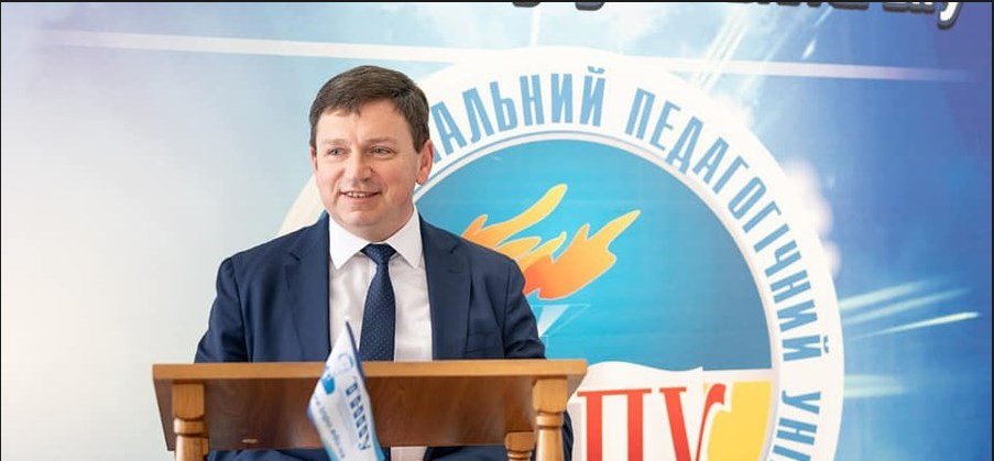 Богдан Буяк - педагог і управлінець нової формації