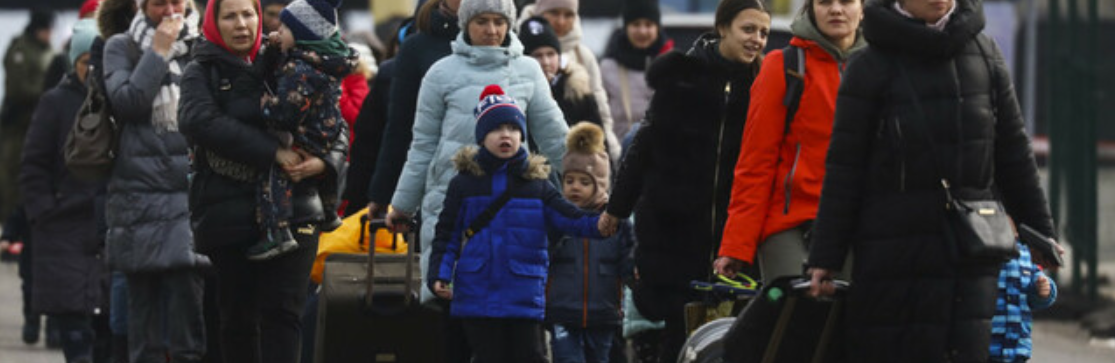 Українцям у Польщі виплачуватимуть 500 злотих щомісяця — умови