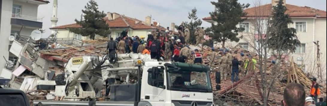 Зруйновано понад 20 будівель: у Туреччині стався новий землетрус