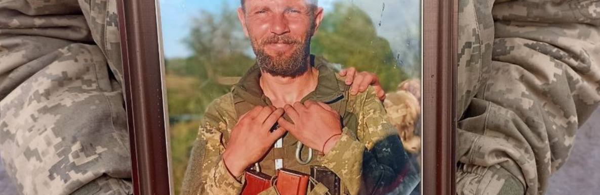У Тернополі в останню дорогу провели загиблого воїна та колишнього працівника Каховської ГЕС  Віктора Богдана 