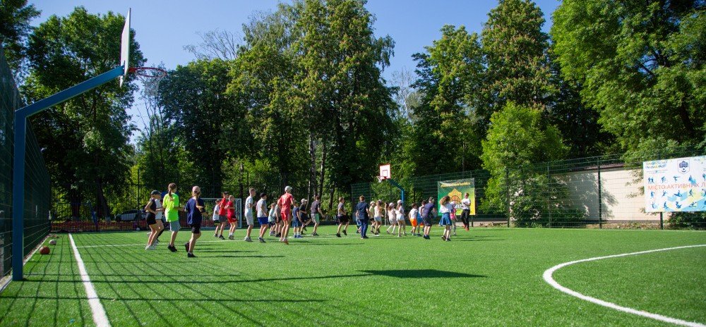 У Тернополі відкрили універсальний спортивний майданчик 