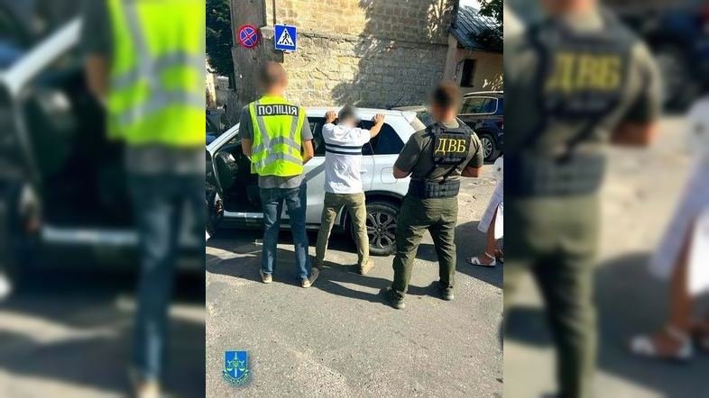 Підозрюваному у хабарництві голові ЛКК на Тернопільщині обрали міру запобіжного заходу