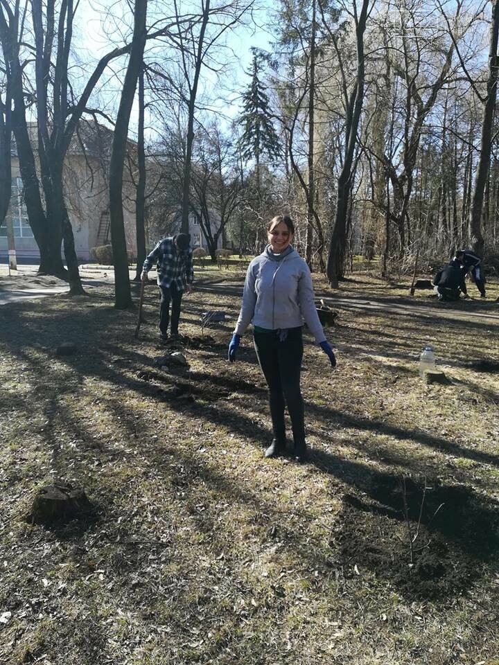 У Тернополі місцеві мешканці разом з ГО "Екоальянс" висадил..., фото-2 У Тернополі місцеві мешканці разом з ГО "Екоальянс" висадили більш як 100 молодих дерев (ФОТОФАКТ), фото-2
