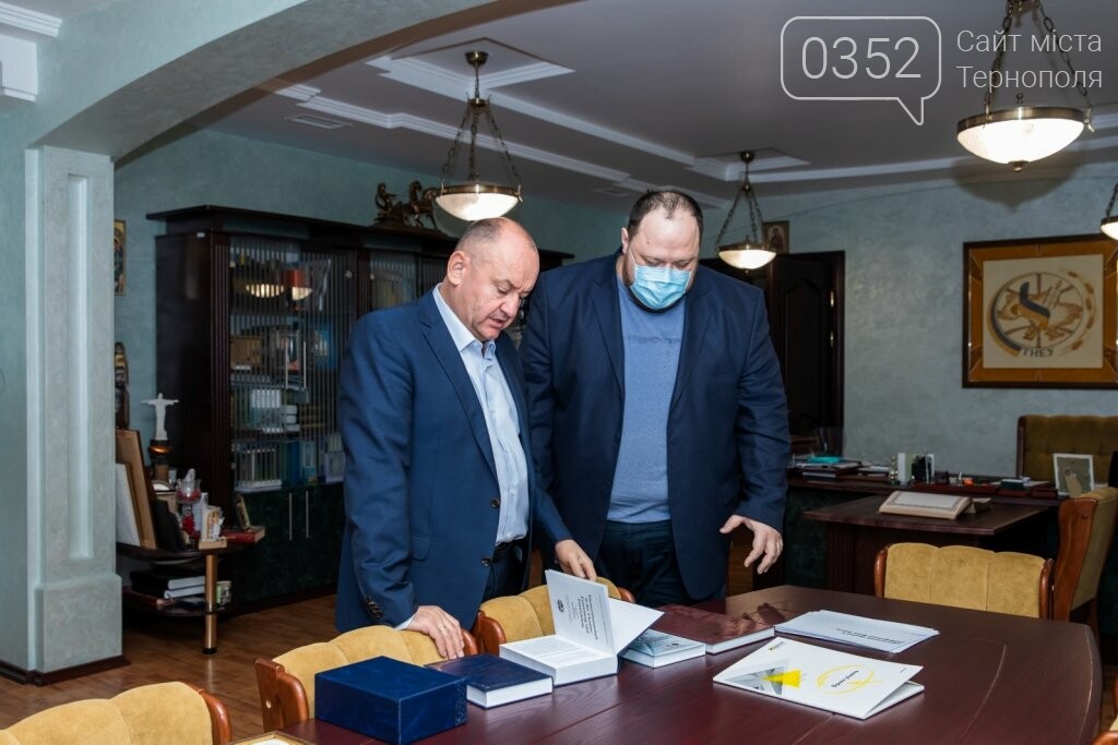 До класичного університету Тернополя завітав Руслан Стефанчук, фото-6 До класичного університету Тернополя завітав Руслан Стефанчук, фото-6