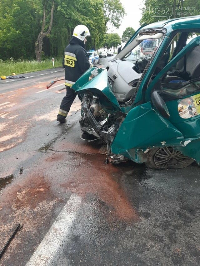 Мікроавтобус з українцями потрапив в смертельну ДТП в Поль..., фото-3 Мікроавтобус з українцями потрапив в смертельну ДТП в Польщі (ФОТО), фото-3
