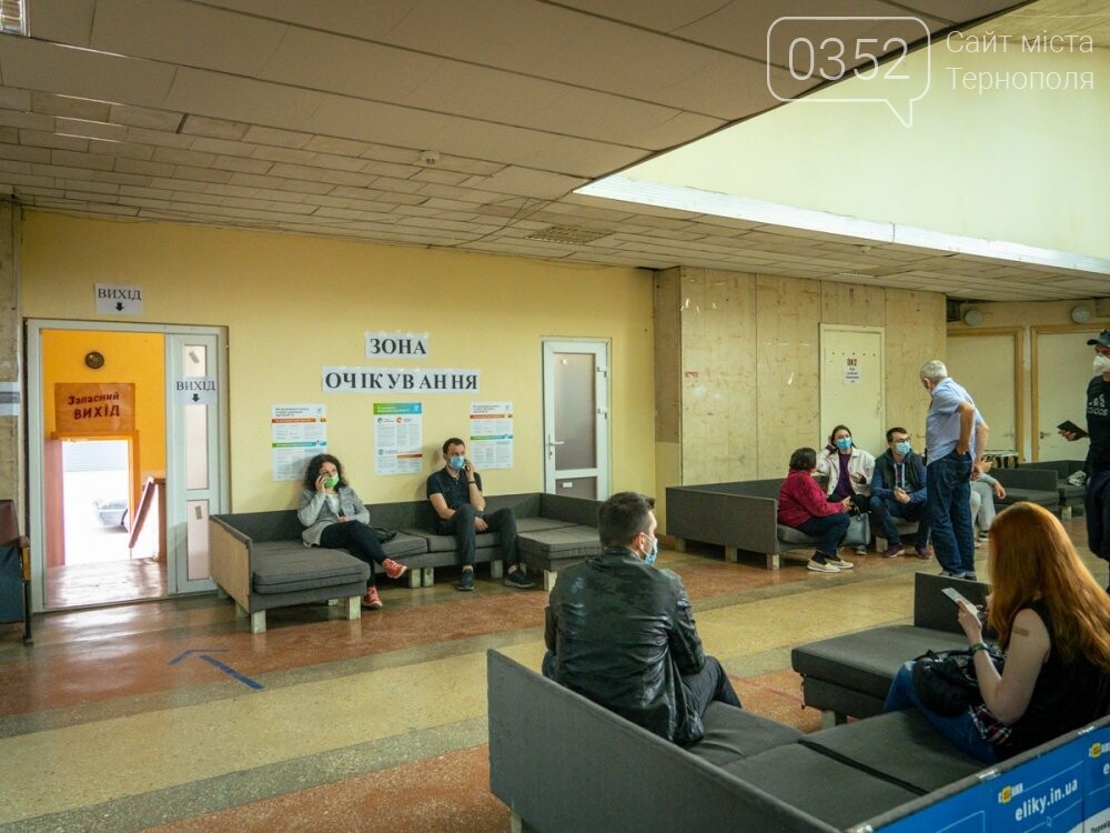 Як працює Центр масової вакцинації населення від COVID-19 у Тернополі?, фото-6