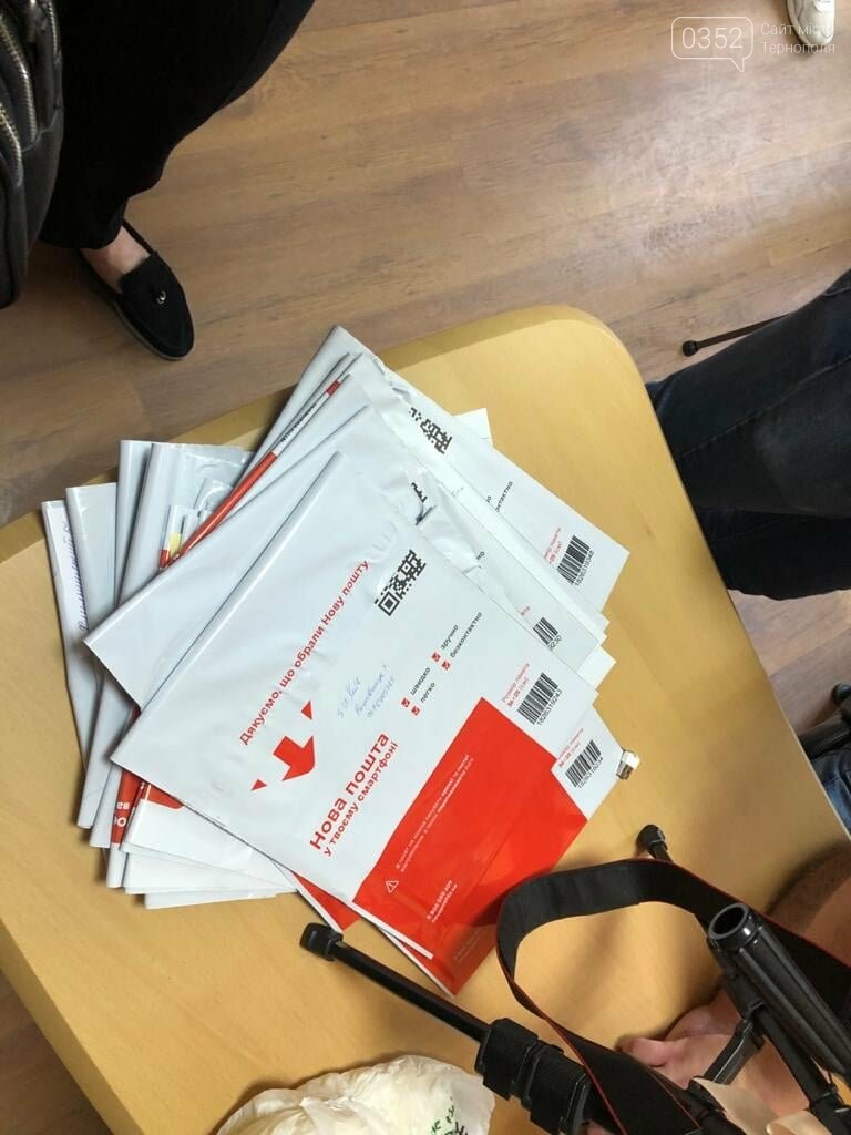 "Фальшивий ПЛР-тест, недорого": на Тернопільщині затримали групу осіб, що виготовляла фальшиві довідки (ФОТО), фото-4