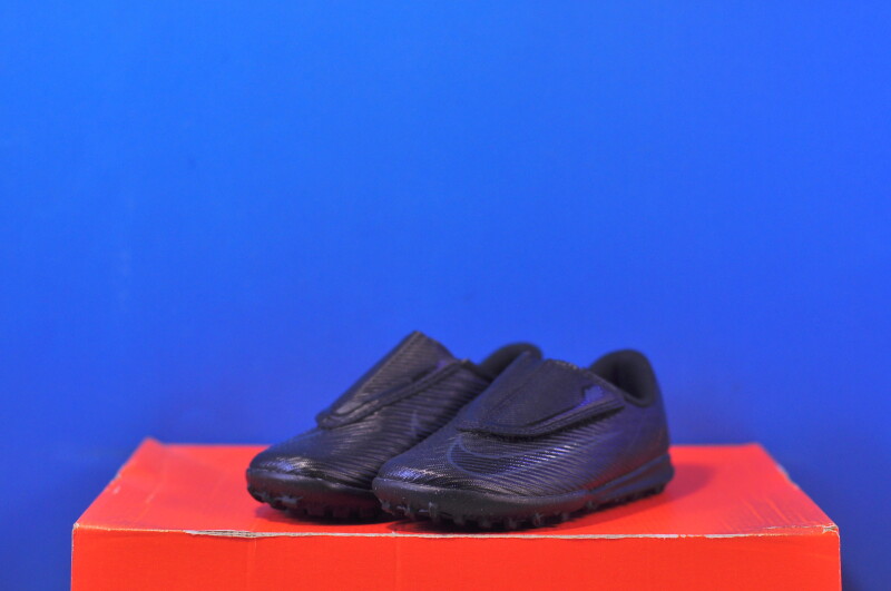 Сороканіжки Nike Mercurial Vapor 16 Club Tf Black FQ8291-002 - Зображення 1