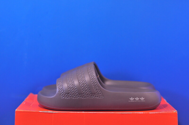 Тапочки Adidas Adilette Ayoon Slides IF7617