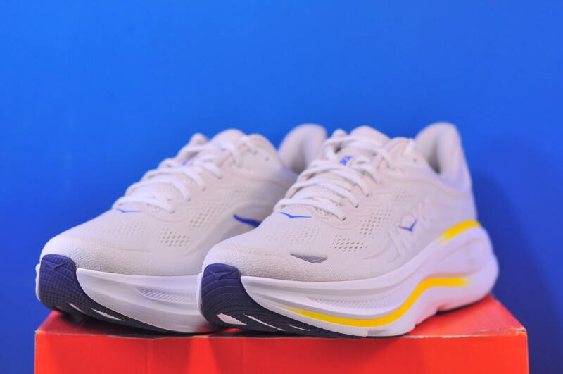 Кросівки Hoka Bondi 9 White/Grout 1162011 WGRT - Зображення 1