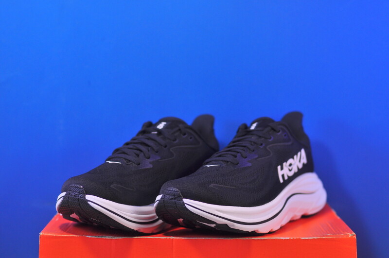 Кросівки Hoka Clifton 10 Wide 1162050 BWHT - Зображення 1