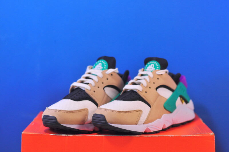 Кросівки Nike Air Huarache Premium White/Brown DV0486-100 - Зображення 1