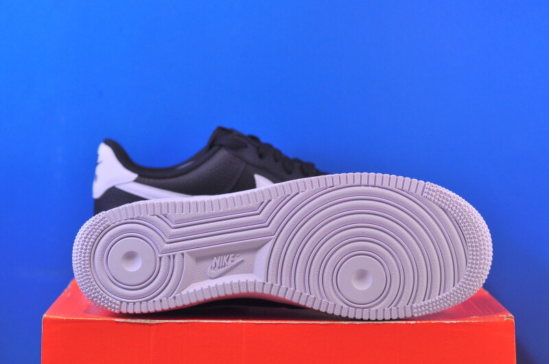 Кросівки Nike Air Force 1 '07 CT2302-002 - Зображення 4