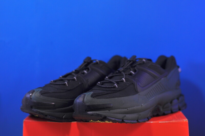 Кросівки Nike Zoom Vomero Roam 'Sequoia' FV2295-300 - Зображення 1