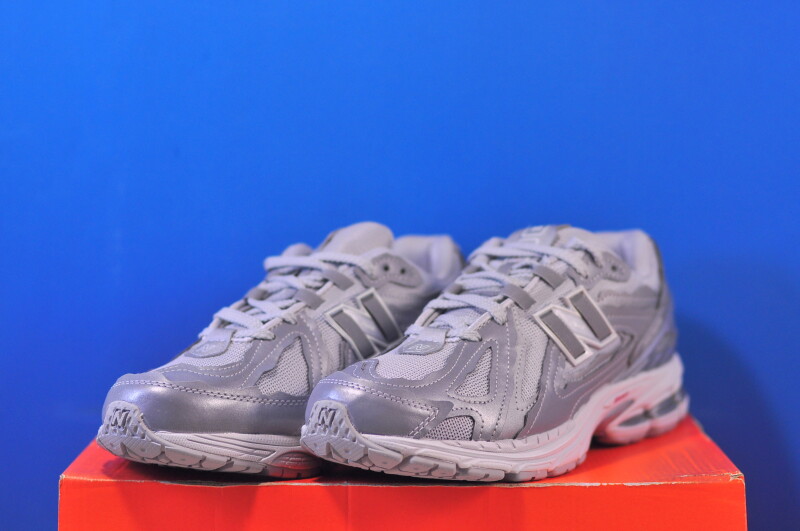 Кросівки New Balance 1906D M1906DH - Зображення 1