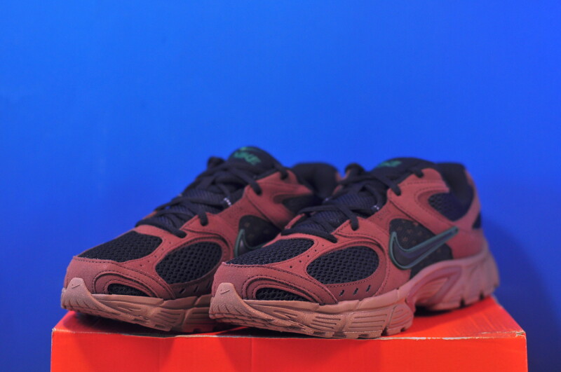 Кросівки Nike V5 RNR II6292-003 - Зображення 1