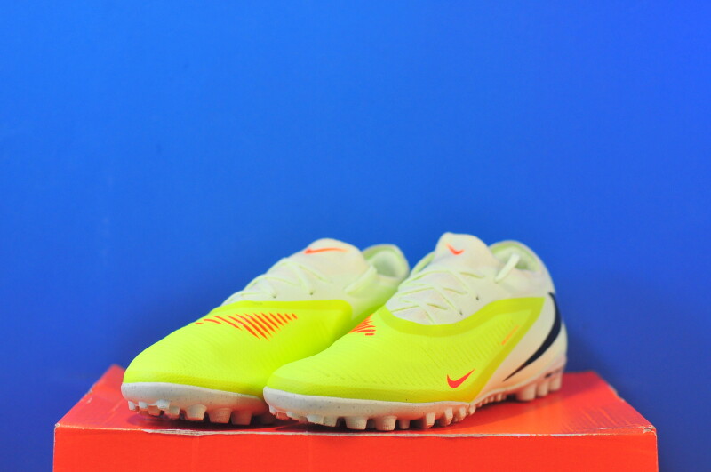 Сороканіжки Nike Reactx Phantom 6 Low TF Pro Green HJ4123-800 - Зображення 1