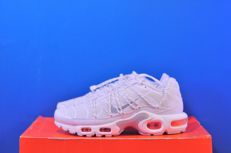 Кросівки Nike Air Max Plus Tn FJ4232-100
