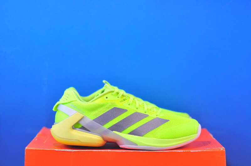 Кросівки Adidas Adizero Ubersonic 5 IH8107 - Зображення 3