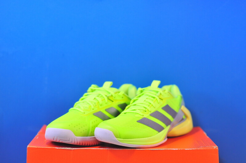 Кросівки Adidas Adizero Ubersonic 5 IH8107 - Зображення 1