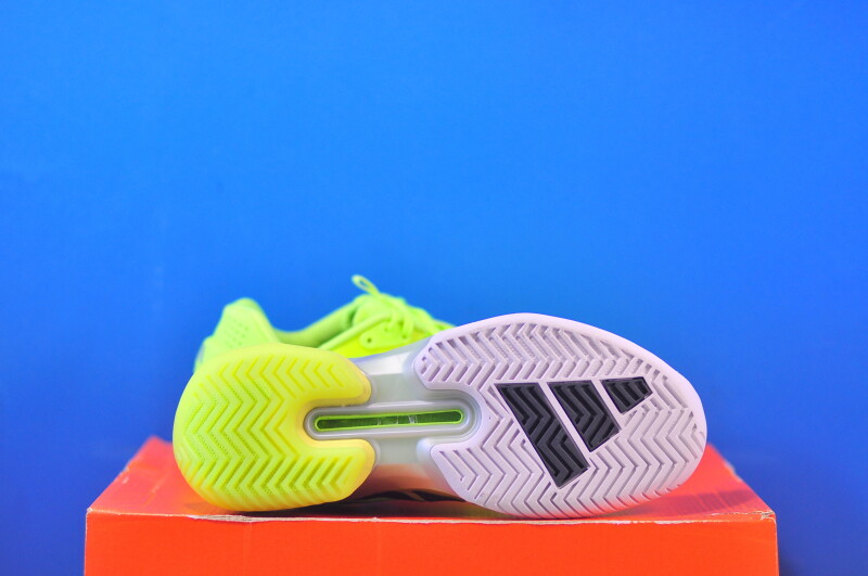 Кросівки Adidas Adizero Ubersonic 5 IH8107 - Зображення 4