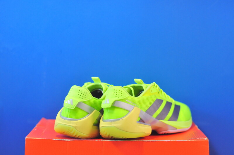 Кросівки Adidas Adizero Ubersonic 5 IH8107 - Зображення 2