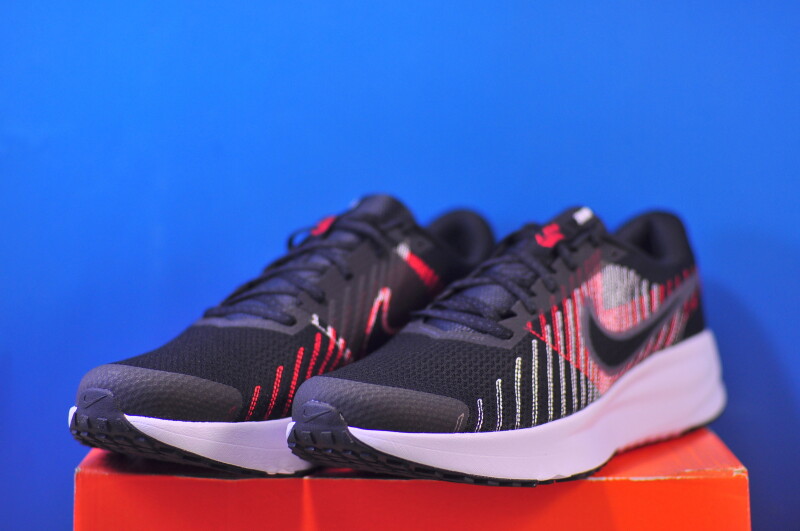 Кросівки Nike Run Defy Black HM9594-001 - Зображення 1
