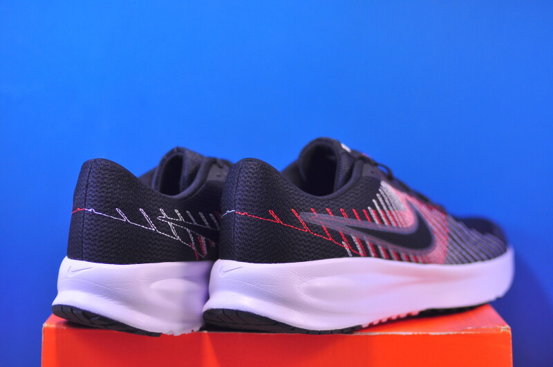 Кросівки Nike Run Defy Black HM9594-001 - Зображення 2