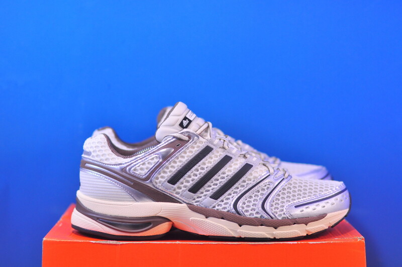 Кросівки Adidas Adistar Control 5 KI6153 - Зображення 3